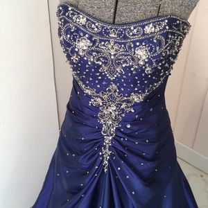 Strapless Ballgown Prom • Size 4 • Maggie Sottero